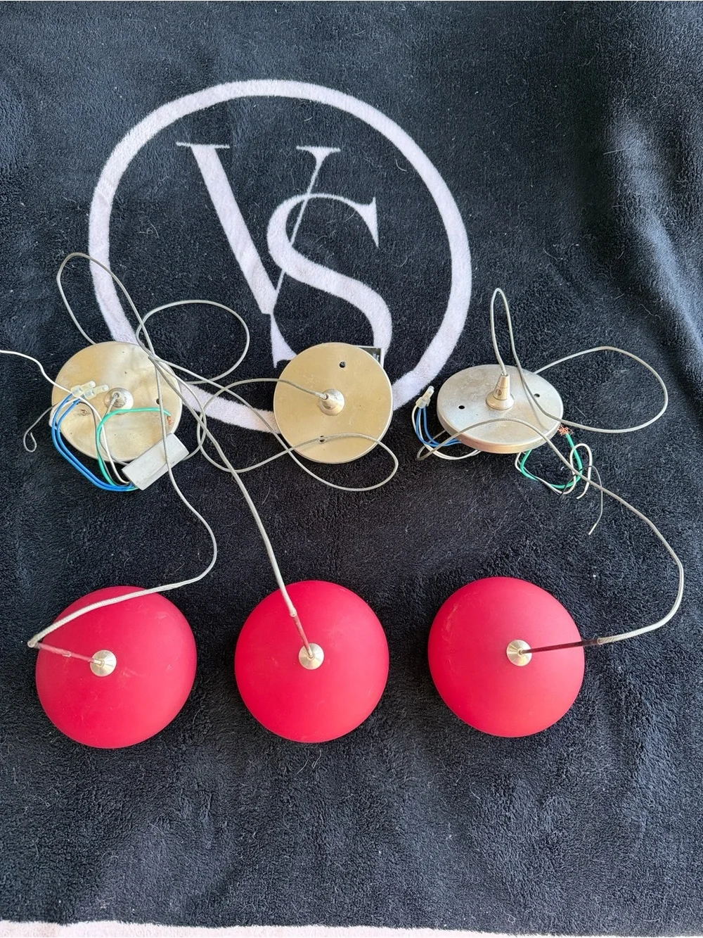 Set of 3 Red Glass Pendant Lights